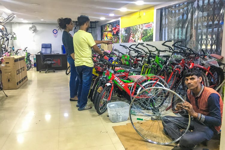 Cycle shop in cheap bentinck street